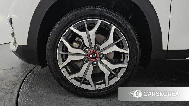 Kia Seltos id 4339029 из Кореи 15