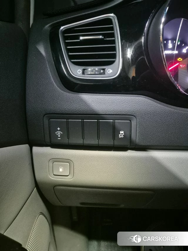 Kia All New Carnival 2018 Серебряный из Кореи, фото 5