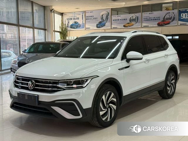 Volkswagen Tiguan L id 4299537 из Китая 18