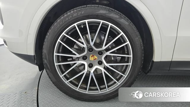 Porsche Cayenne (PO536) id 4600031 из Кореи 26