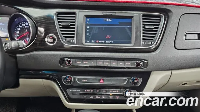 Kia The New Carnival id 2660084 из Кореи 15