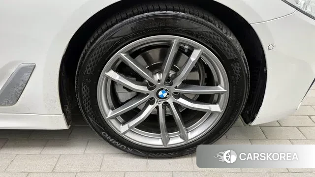 BMW 5 Series (G30) id 3469944 из Кореи 15