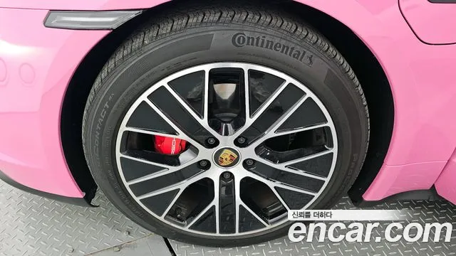 Porsche Taycan id 2336175 из Кореи 15