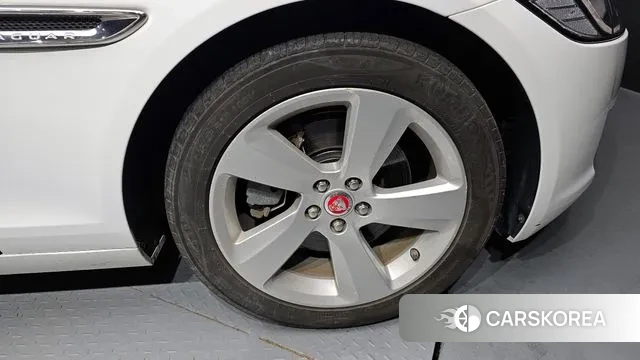 Jaguar XF (X260) id 3193729 из Кореи 15