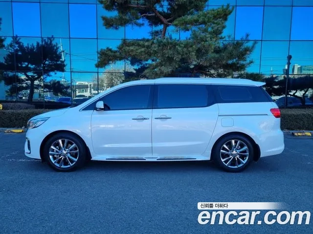 Kia The New Carnival id 2917612 из Кореи 15