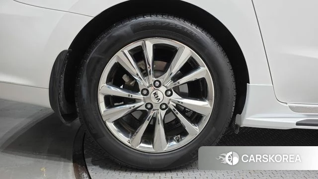 Kia The New Carnival id 4667779 из Кореи 25