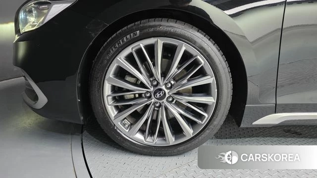 Hyundai Grandeur IG id 4435848 из Кореи 29