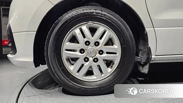 Hyundai The New Grand Starex id 3778633 из Кореи 15