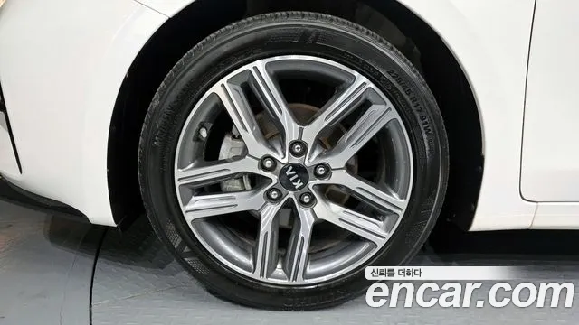 Kia Come New K3 id 2808217 из Кореи 15