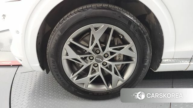 Genesis GV70 id 4243940 из Кореи 15