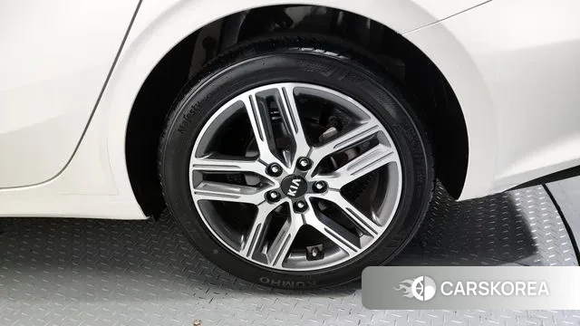 Kia Come New K3 id 2966584 из Кореи 15