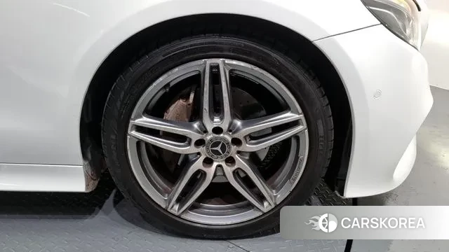 Mercedes-Benz E-Class W213 id 3464863 из Кореи 15