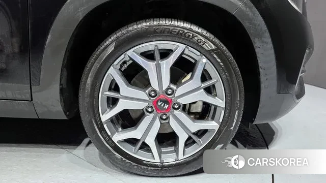 Kia Seltos id 3509127 из Кореи 15