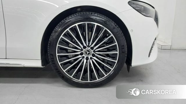Mercedes-Benz E-Class W214 id 4462321 из Кореи 12