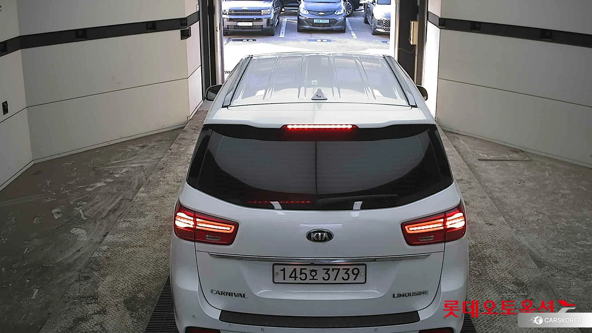 Kia Carnival Limousine id 3882142 из Кореи 33