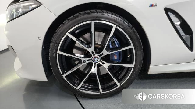 BMW 8 Series (G15) id 4390100 из Кореи 15