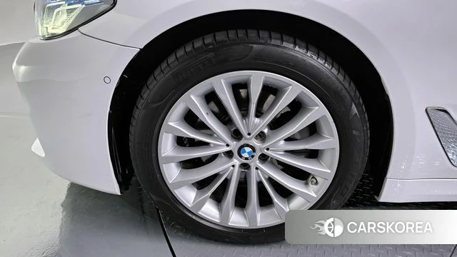 BMW 5 Series (G30) id 4250960 из Кореи 28
