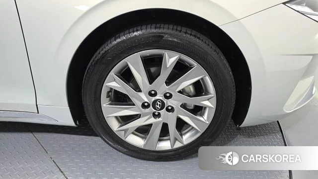 Hyundai The New Grandeur IG Hybrid id 4304424 из Кореи 26