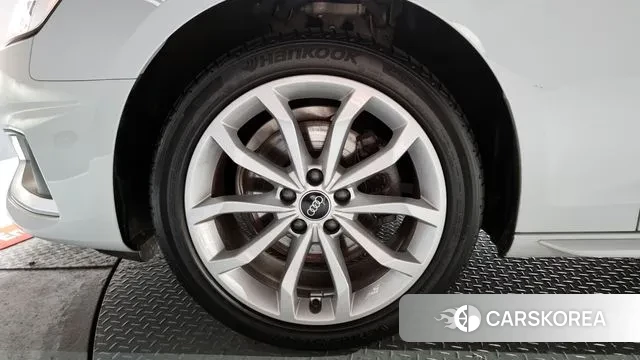 Audi A4 (B9) id 2930384 из Кореи 15