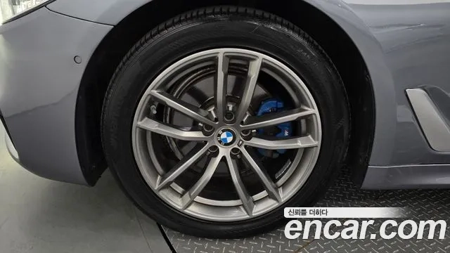 BMW 5 Series (G30) id 2928404 из Кореи 15