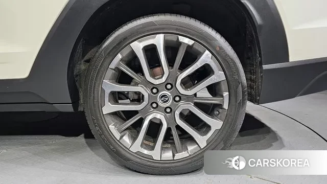 Ssangyong Torres id 3685339 из Кореи 15