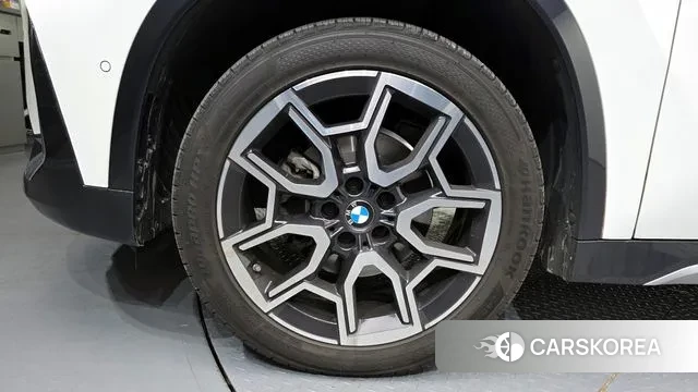 BMW X1 (U11) id 3471981 из Кореи 15