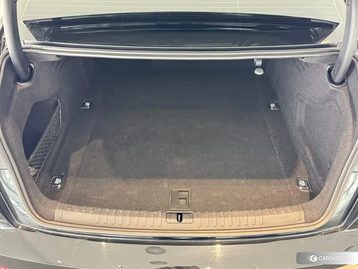 Audi A6L id 4653862 из Китая 8