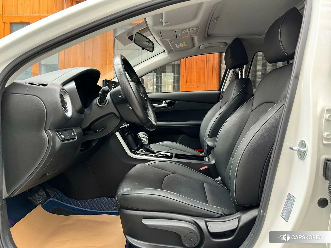 Kia K3 2021 Белый из Китая, фото 5