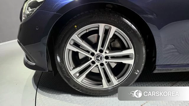 Mercedes-Benz E-Class W213 id 3902962 из Кореи 15