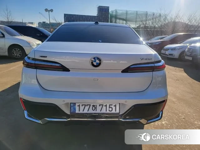 BMW 7 Series (G70) id 3605540 из Кореи 15