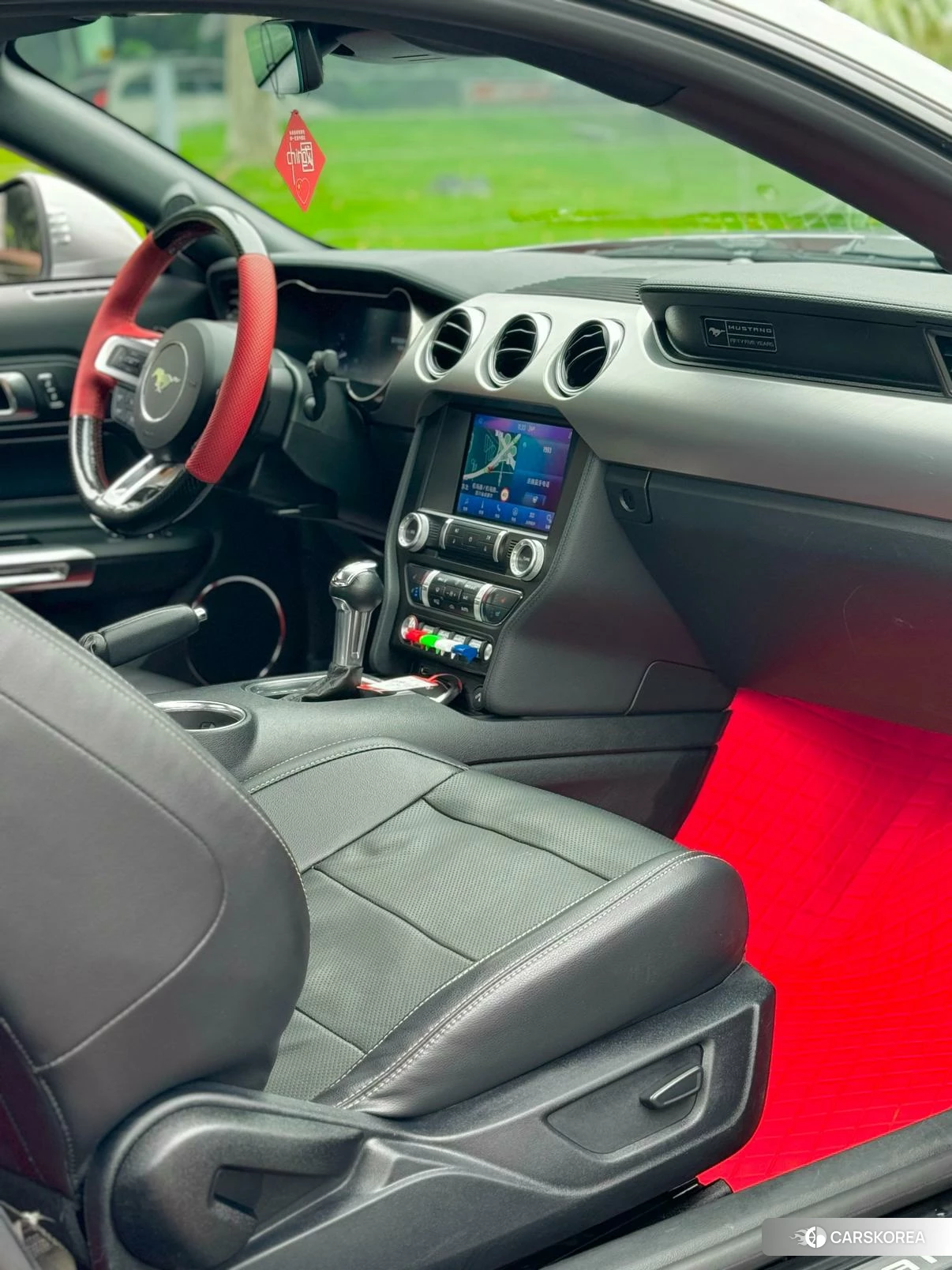 Ford Mustang 2020 Серебристо-серый из Китая, фото 5