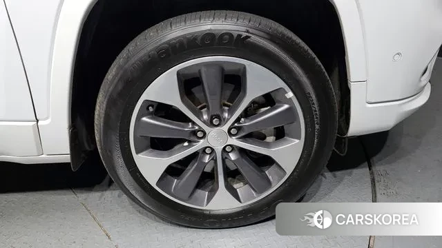 Jeep Cherokee (KL) id 3672017 из Кореи 15