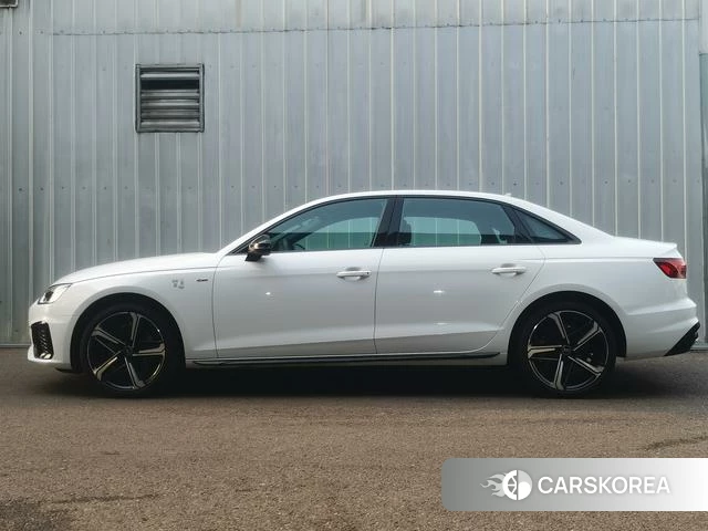 Audi A4L id 4271792 из Китая 10