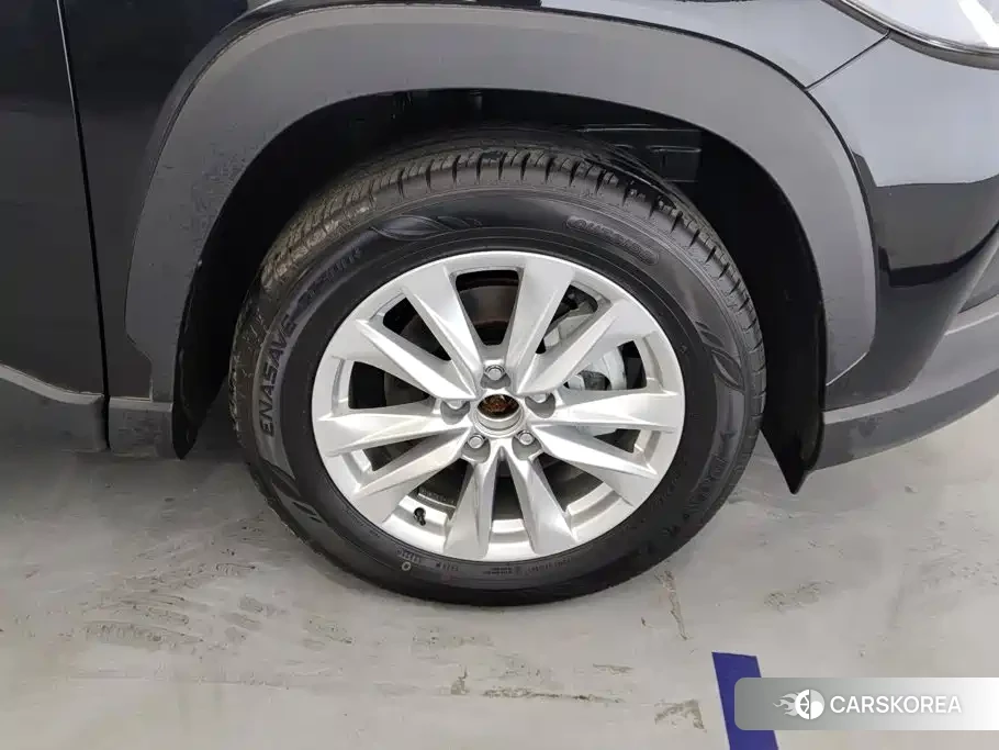 Toyota Corolla id 4629079 из Китая 11
