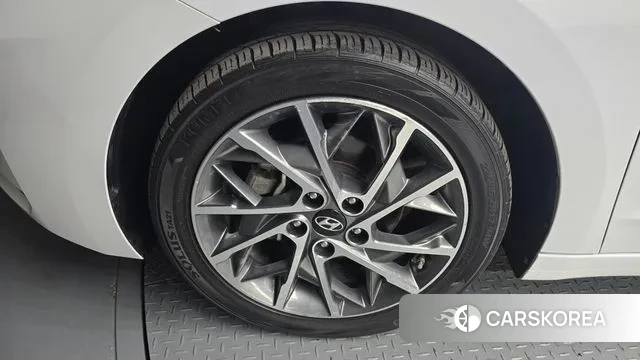 Hyundai The New Avante AD id 3578542 из Кореи 15