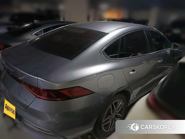 BYD Qin PLUS DM 2023 Темно-серый из Китая, фото 5