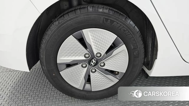 Hyundai The New Ionic Hybrid id 4894929 из Кореи 15