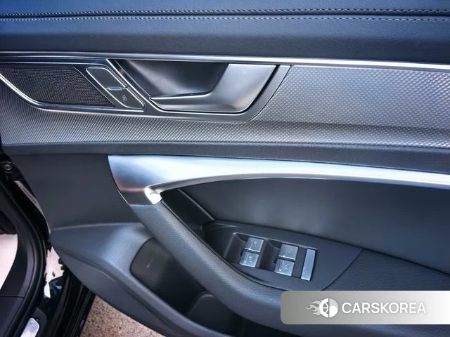 Audi A6L id 4314696 из Китая 29