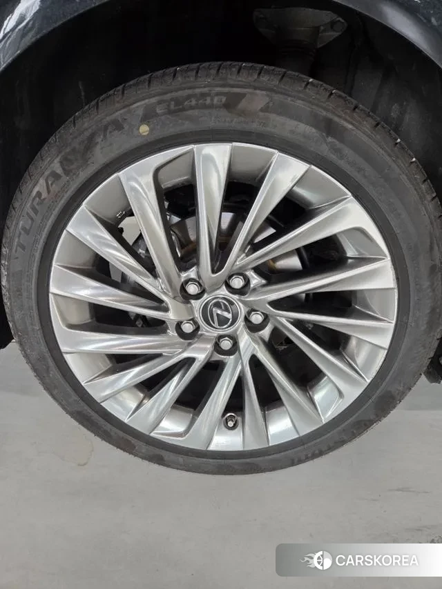 Lexus ES300h 7th generation id 3241178 из Кореи 11