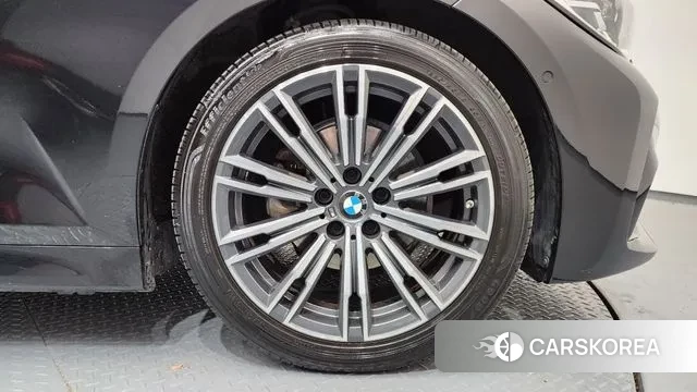 BMW 3 Series (G20) id 3765378 из Кореи 15