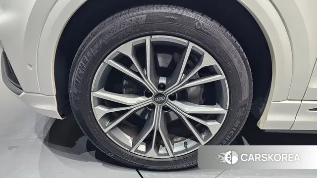 Audi Q8 (4M) id 3169759 из Кореи 15