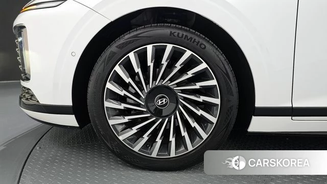 Hyundai Grandeur Hybrid (GN7) id 4407876 из Кореи 32