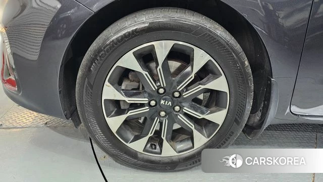 Kia The New Carnival id 4318175 из Кореи 15