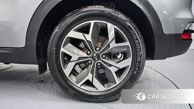 Kia Sportage The Bold id 3248509 из Кореи 15