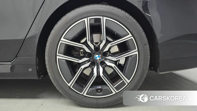 BMW 7 Series (G70) id 4407967 из Кореи 15