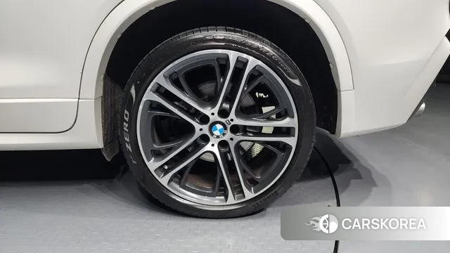 BMW X4 (F26) id 3429588 из Кореи 15