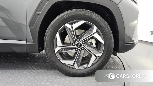 Hyundai Tucson (NX4) id 3378032 из Кореи 15