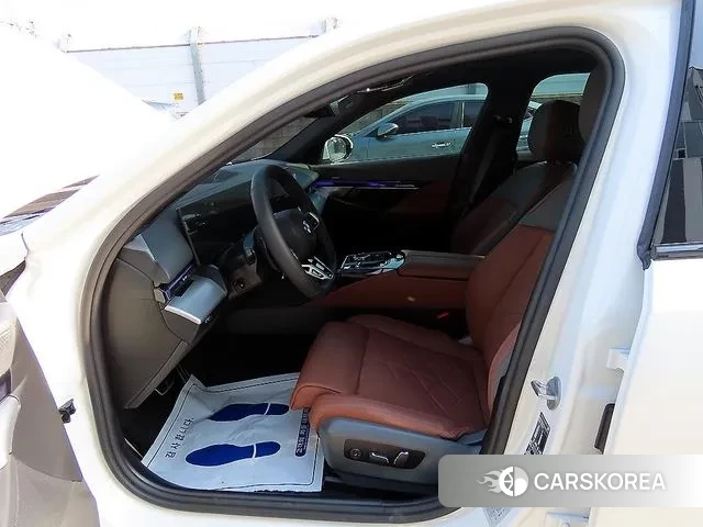 BMW 5 Series (G60) id 3619697 из Кореи 15