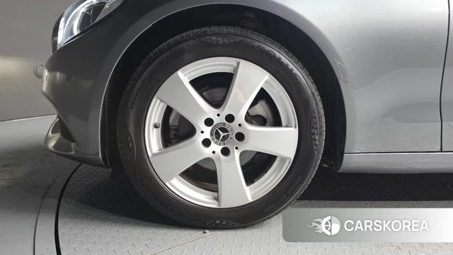 Mercedes-Benz C-Class W205 id 4596276 из Кореи 25