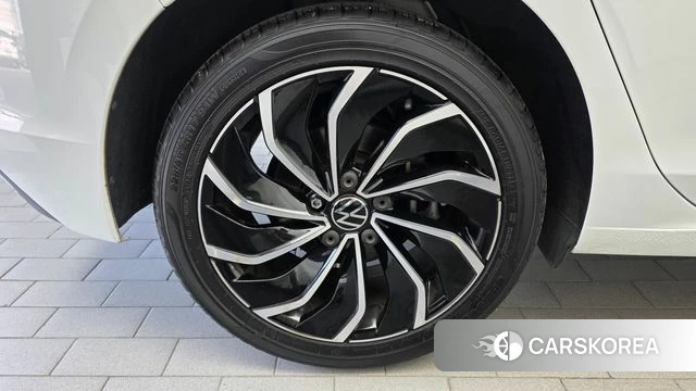 Volkswagen Golf 8th Generation id 4929522 из Кореи 15